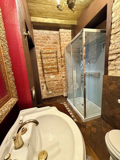 Bathroom 3, Pilies8 Luxury Vilnius Apartment, Vilniaus
