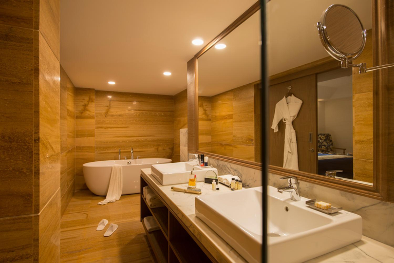 Bathroom 5, Mosaic Original, Mussoorie, Dehradun
