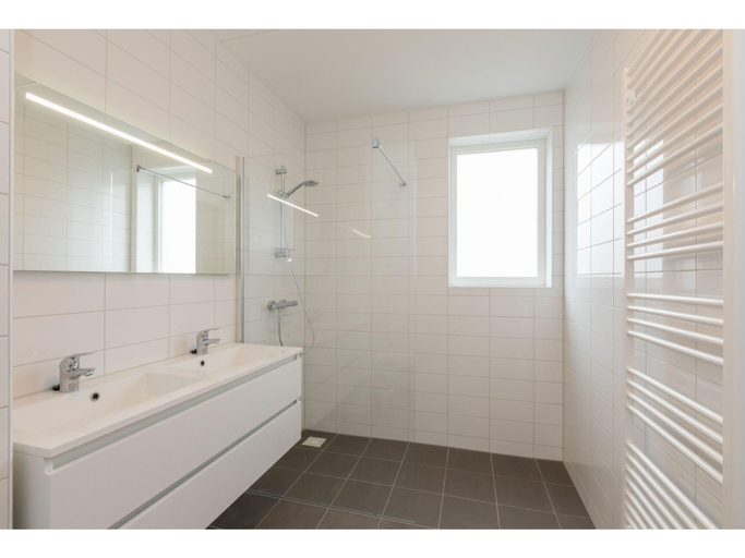 Bathroom, Apartment in Zoutelande near Sunny Beach, Veere