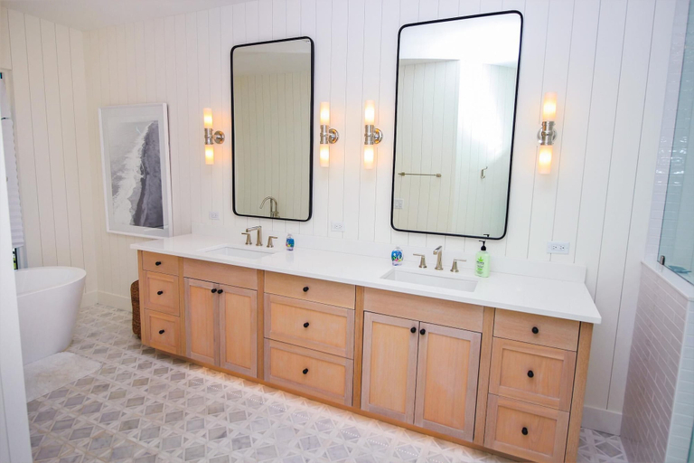 Bathroom 3, Sea View Play, Volusia