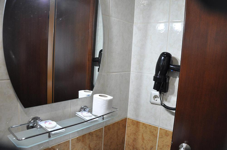 Bathroom 5, Hivas Hotel, Fatih