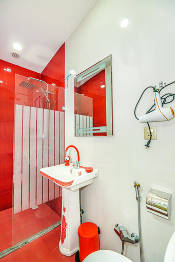 Bathroom 3, Sera Boutique Hotel, Baku