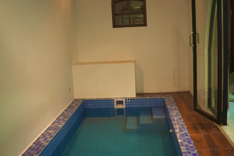 Others 5, Raja Villa, Sleman