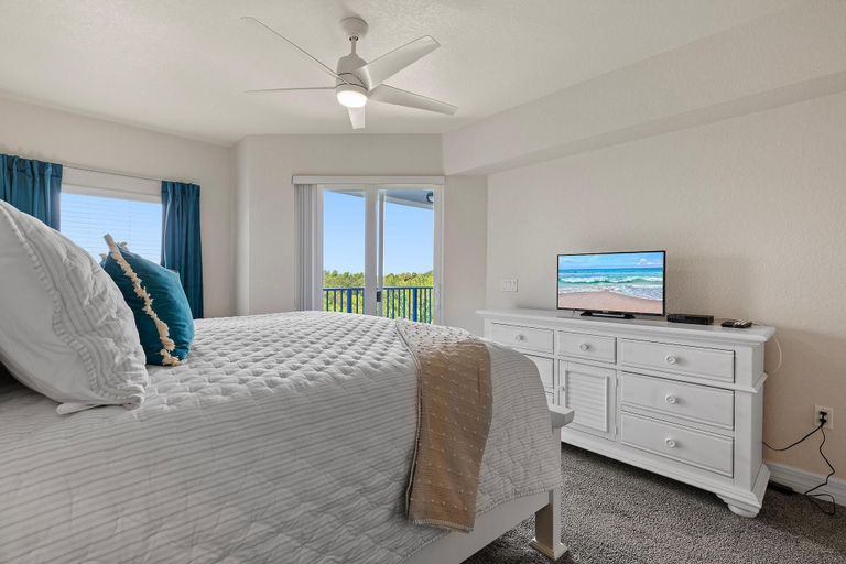 Bedroom 3, Oceanwalk 17-302, Volusia