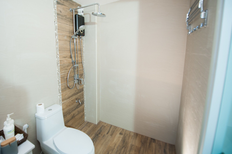 Bathroom 4, Jowa Hotel, Muang Chiang Mai