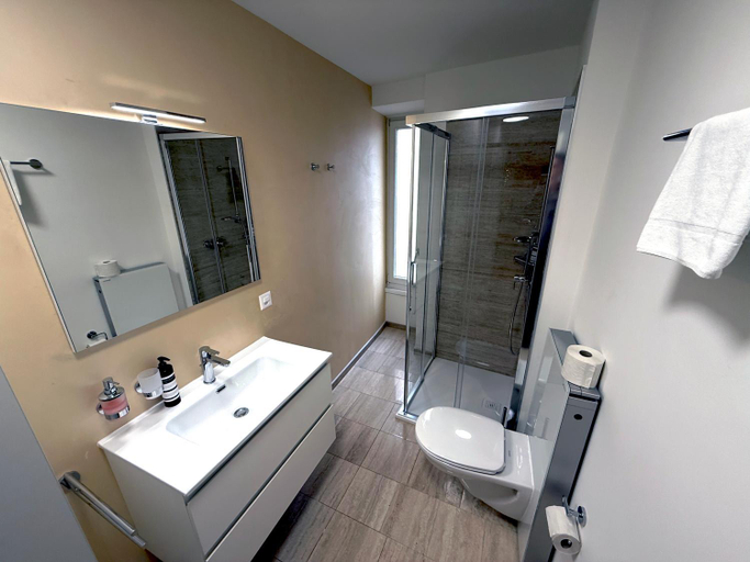 Bathroom 3, San Carlo Apartment, Lugano