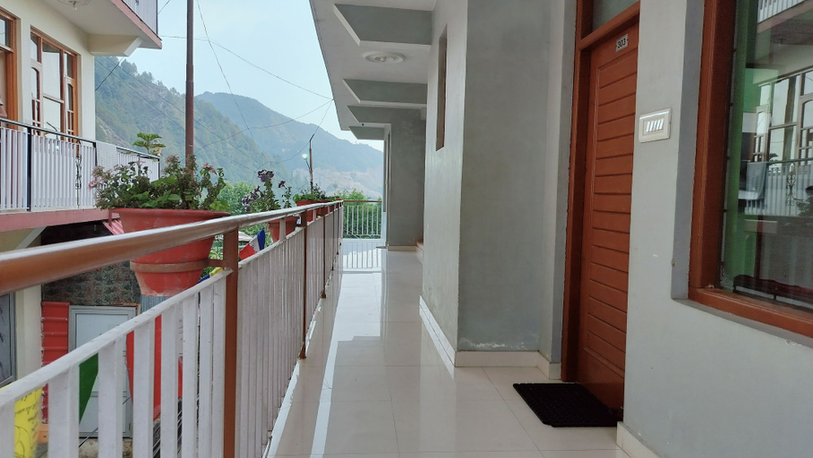 Others 5, Hotel Adventure Inn 20 Metre from Swimming Pool, Kangra