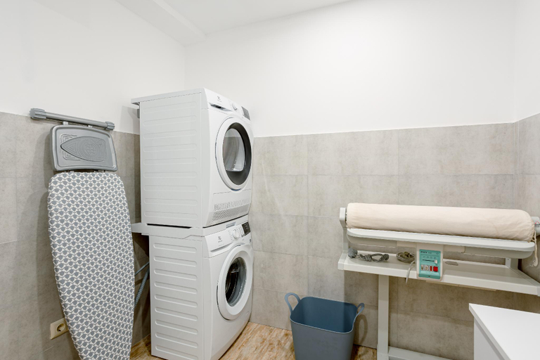 Bathroom 5, The Tbilisi Pod, Tbilisi