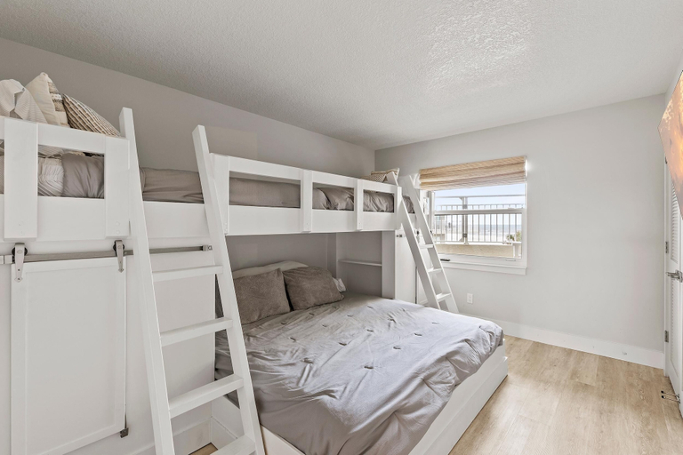 Bedroom 2, Seaward B503, Volusia