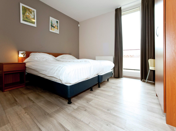 Bedroom 2, Pet-Friendly Getaway, Heel
