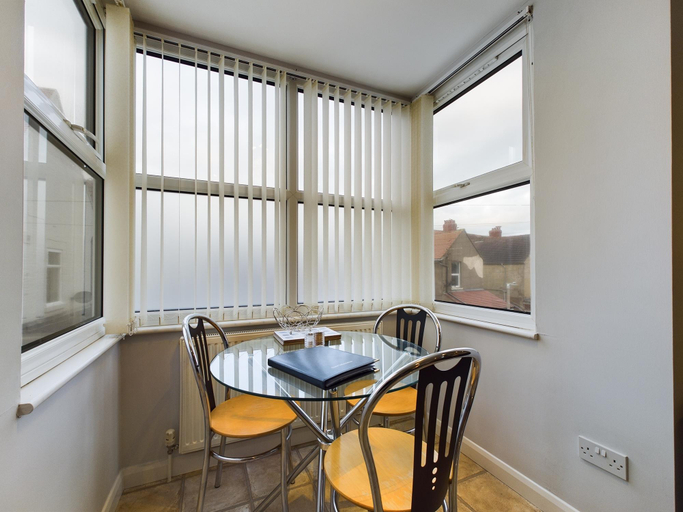 Others 4, Sunrise Suite, Blackpool