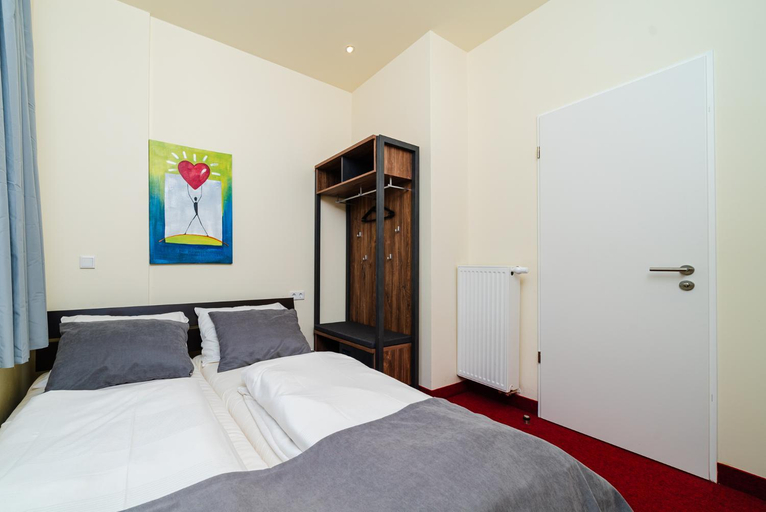 Bedroom 2, Reinoldus Hotel Dortmund, Dortmund