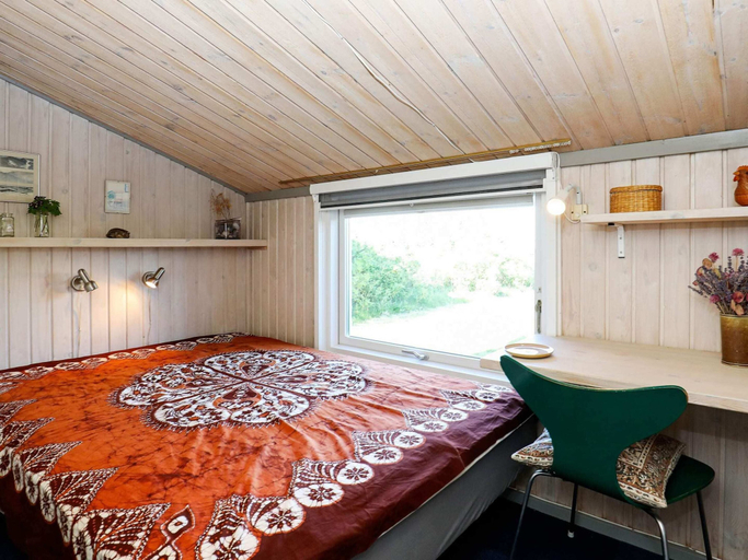 Bedroom 2, 4 Star Holiday Home in Lokken, Hjørring