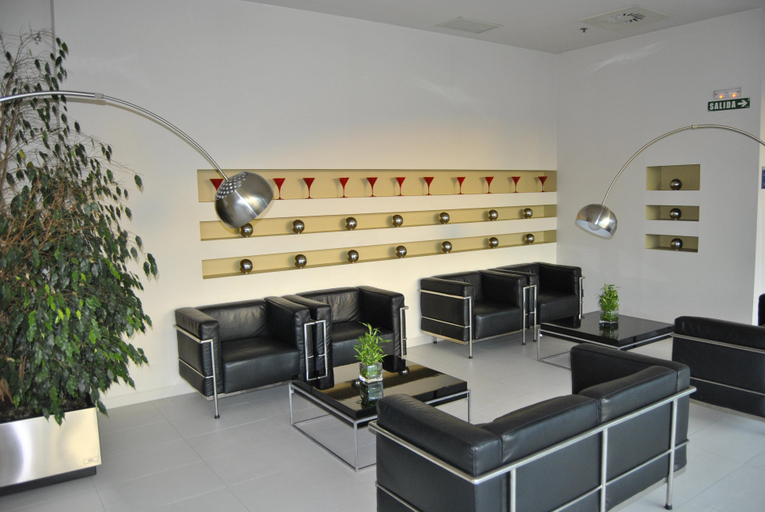 Public Area 2, Holiday Inn Express PAMPLONA by IHG, Navarra