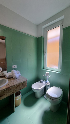 Bathroom 3, Botanique Hotel Vergani, Bergamo