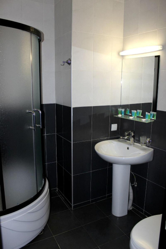 Bathroom 2, Hotel darchi, Tbilisi