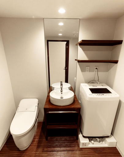 Bathroom 5, Irori Kyoto Station Higashi-honganji, Kyoto