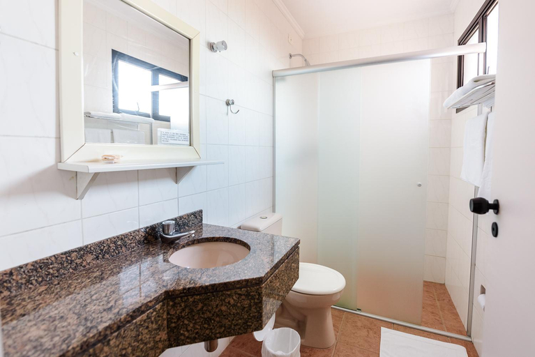 Bathroom 3, Hotel Marmo, Jacareí