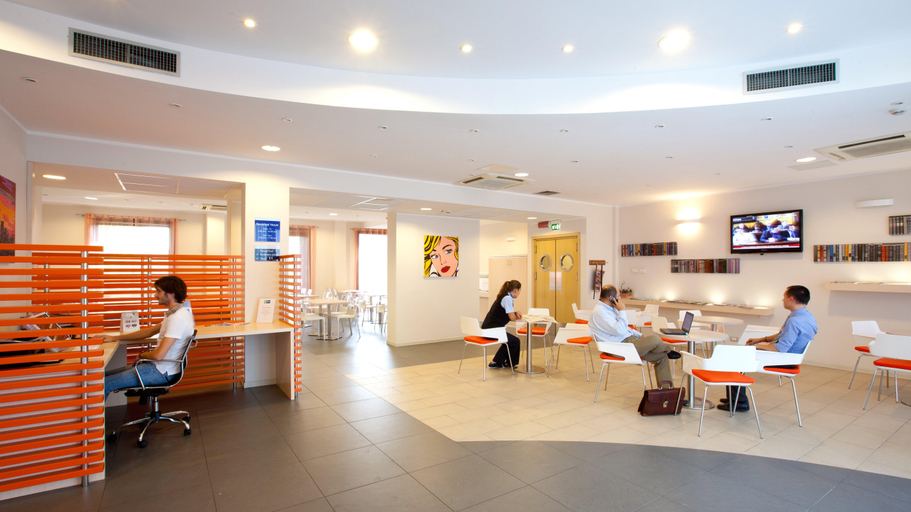 Public Area 3, Holiday Inn Express REGGIO EMILIA, Reggio Nell'Emilia