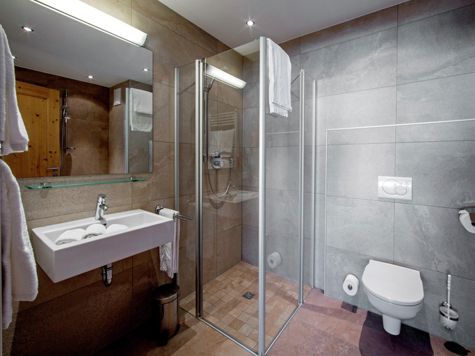 Bathroom 3, Awesome apartment in Tirol w/ , Schwaz