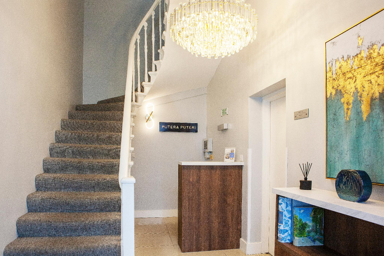 Others 2, Putera Puteri Residence, London