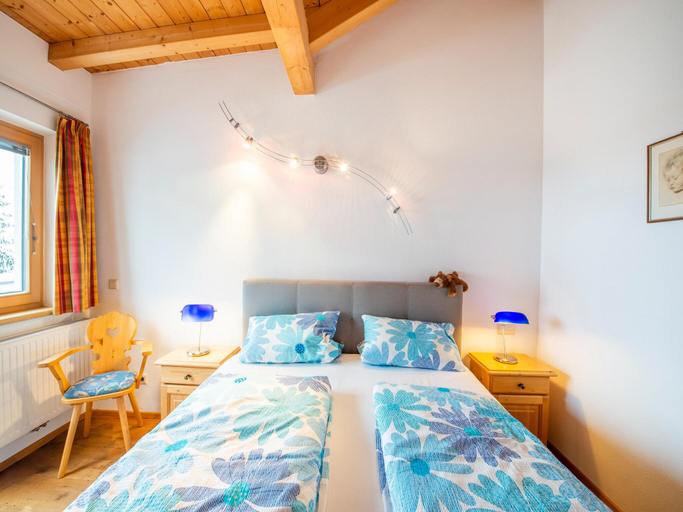 Bedroom 2, Penthouse in Wagrain near Ski Slopes, Sankt Johann im Pongau
