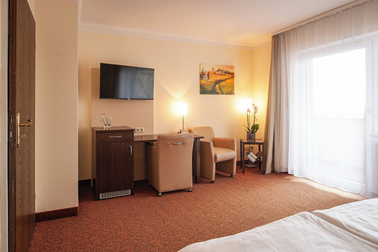 Bedroom 3, LuCA HOTEL, Regen