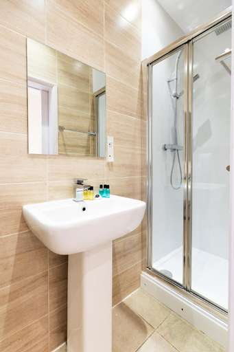 Bathroom 3, The Chapter Hotels - Hyde Park, London