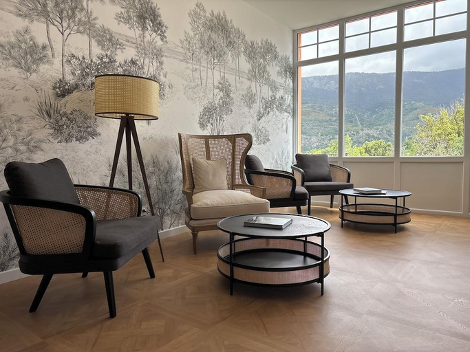 Others 3, Grand Hotel de la Scala, Haute-Corse