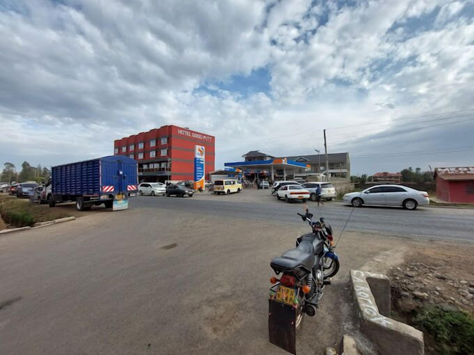 Exterior & Views 2, Good Putt Hotel, Nakuru Town West