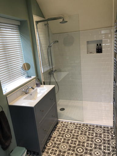 Bathroom 4, Cotswold Lodge, Gloucestershire