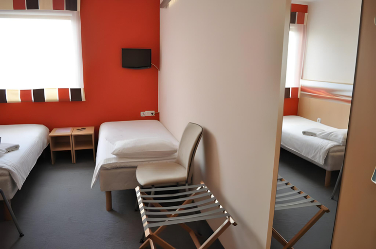 Bedroom 4, Quality Silesian Hotel, Katowice City