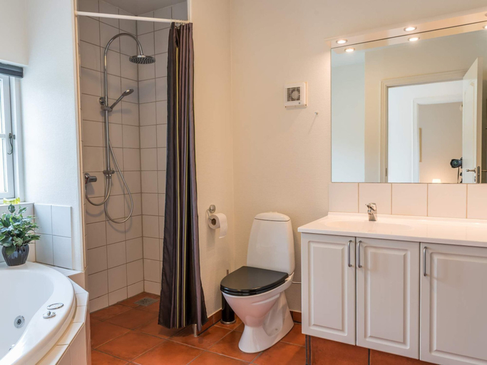 Others 2, 4 Star Holiday Home in Blavand, Varde