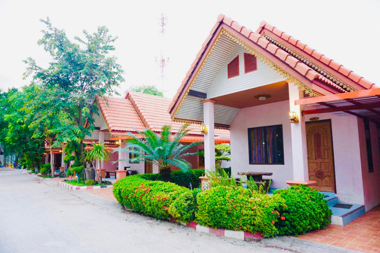 Exterior view 3, Bussaba Resort Home, Muang Rayong
