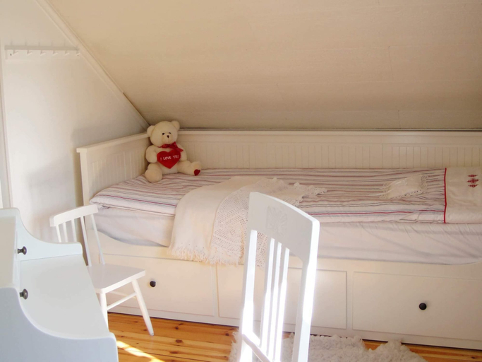 Bedroom 2, Holiday Home in Glesborg, Örebro