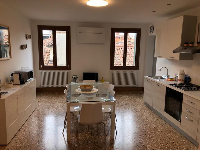 Others 4, CASA REGINI, Venezia