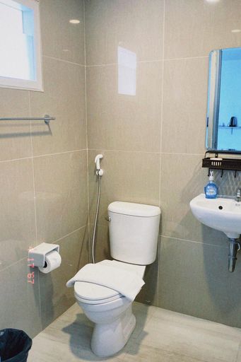 Bathroom 3, Sasimanta, Phuket Island