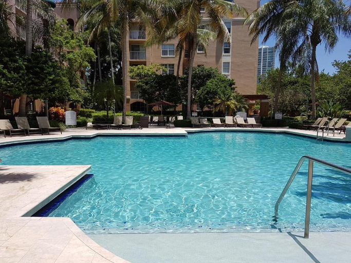 Sport & Beauty 2, Uhost AI | 3BR Intracoastal Resort Condo, Miami-Dade