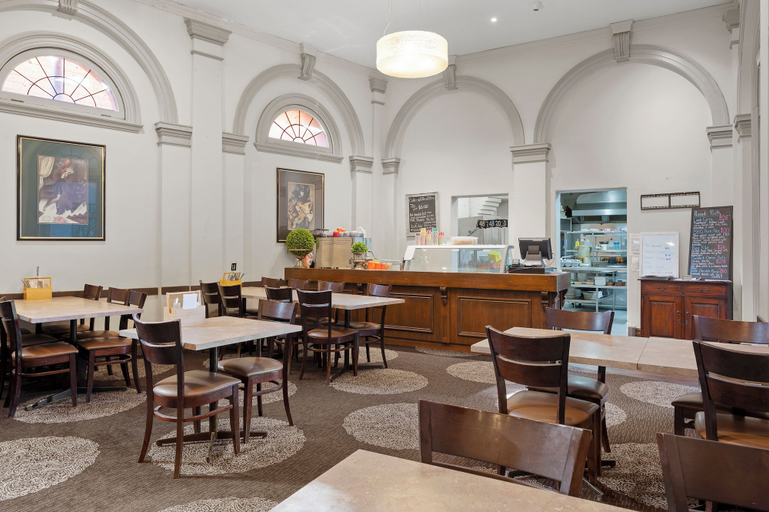 Food & Drinks 3, Euroa Hotel, Strathbogie