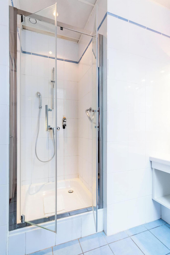 Bathroom 4, Montovani, West-Vlaanderen