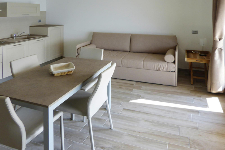 Others 5, Apartment in Tignale with Lake Garda Views, Brescia