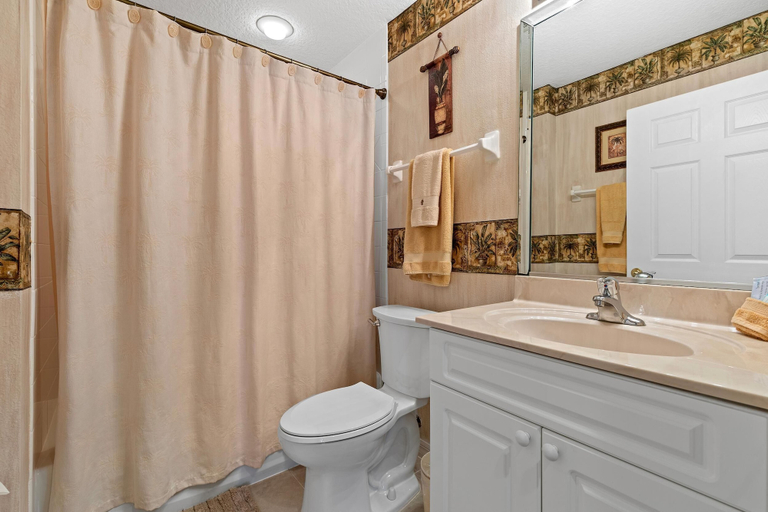 Bathroom, Oceanwalk 2-502, Volusia