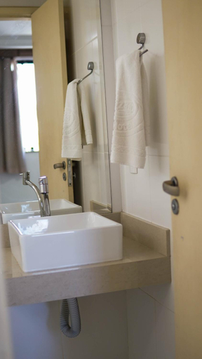 Bathroom 5, Hotel Bizzon, Jequié