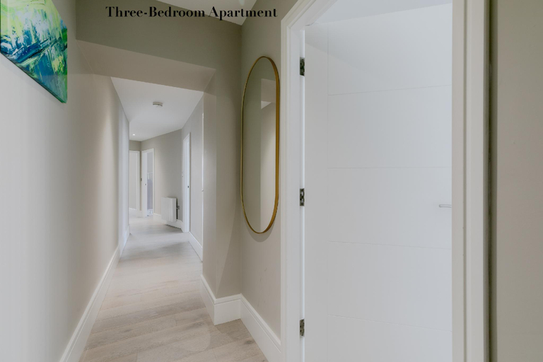 Others 5, Superb Apartments opposite Edgware Road Station, London