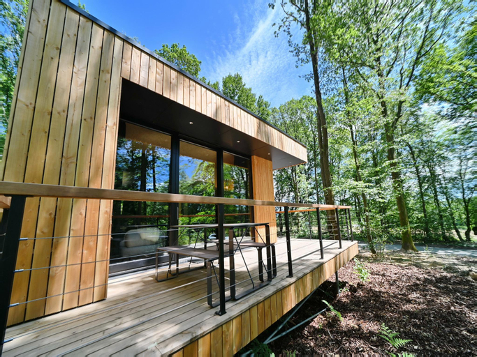 2, Lodge in Oignies Forest with Eco Design, Namur
