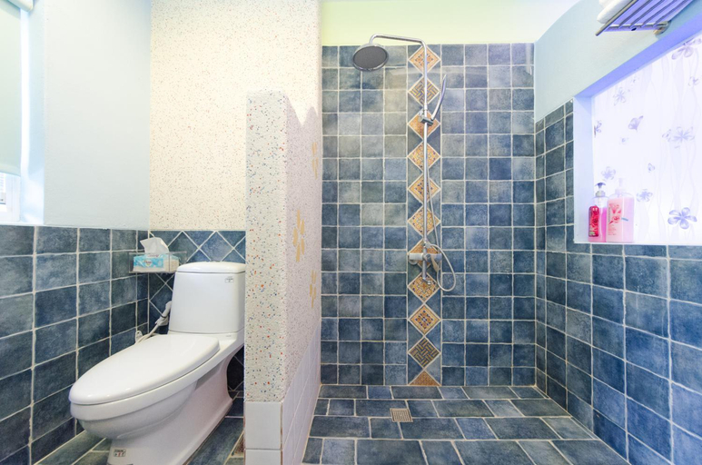 Bathroom 3, Shu Lan Yang Ye, Pingtung