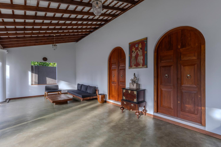 Others 2, Mudliyar House, Hikkaduwa