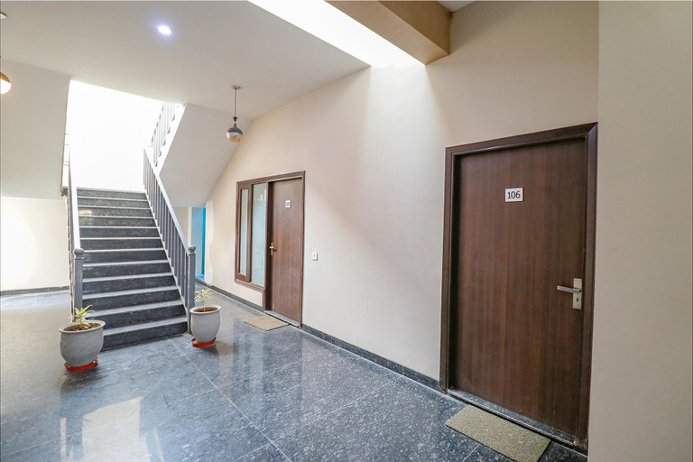 Public Area 2, Fabhotel K9, Ludhiana