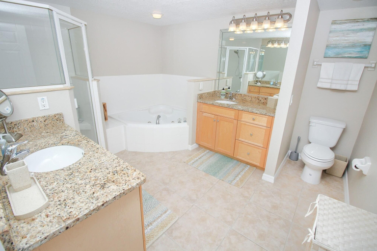 Bathroom 4, Oceanwalk 16-602, Volusia