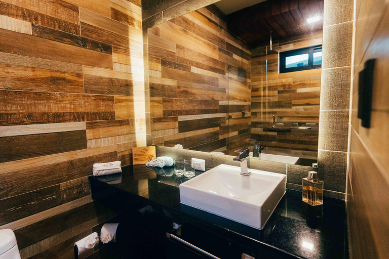 Bathroom 4, Casa 1800 Cerro Verde Boutique Hotel, Santa Ana